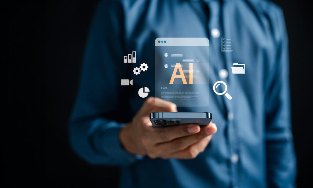 Curso de IA aplicada al marketing digital en Ecuador con estudiantes utilizando herramientas de inteligencia artificial para campañas