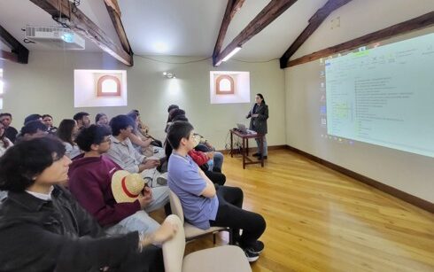 Participación de estudiantes y docentes de la FADA UTI en Conversatorio sobre la conservación del patrimonio en el IMP.